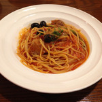 イタリア料理＆バール たんと - 牛肉のトマト煮込みパスタ