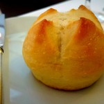 ラ・トゥーエル - パン