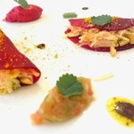 ラ・トゥーエル - ビーツで包んだ蟹のレムラード