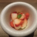 東麻布うらあり むらかみ - 水菓子はイチゴとバニラアイス