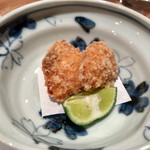 さかい - 先付-1：ふぐのあられ揚げ