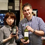 波へい - オーナーソムリエールとハンドピックワインの生産者