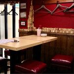 波へい - テーブル席