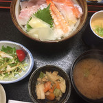 Kaisen Ryouri Hiro - ランチ 海鮮丼 ¥1000