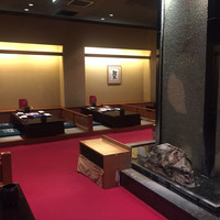 かに道楽 西新宿５丁目店 - 寛げます。