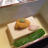 エルムガーデン - 生ウニと豆乳葛豆腐