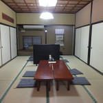 郷土料理 大衆割烹 ほづみ亭 - 2階の座敷でいただきました。