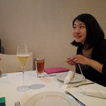 カーザ ヴィニタリア - 期待高まるテーブル席