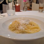 カーザ ヴィニタリア - シンプルパスタ（カチョ・エ・ペペ）