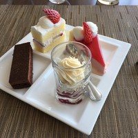 ザ・テラス - どれも美味しい。冷凍ケーキとは大違い。