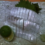 つるべ寿司 - 肉厚で美味しい太刀魚の刺身