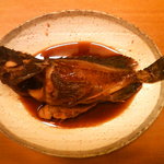 つるべ寿司 - 地物ガシラ（めばる）の煮付