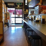 鬼そば - カウンター席ございます店内