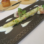 プレヴナンス - 29年4月　ロワールホワイトアスパラ、帆立、グランチャーレ　ヨーグルトソース、柚子、花穂