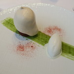 プレヴナンス - 29年4月　苺、抹茶、ココナツアイス、苺の泡