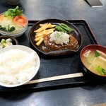 とんかつ太郎 - 和風ハンバーグ定食　１０５０円