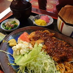 Takaratei - みそヒレカツ定食(1,450円)