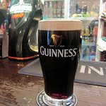 THE AVERY'S IRISH PUB - ギネス！