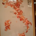 ラ クレアトゥーラ - サラミで作ったイタリアの地図