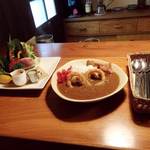Takura - cafe Ta蔵（ランチ ビーフカレー サラダ付き+ドリンク・デザート）