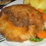 The Four Elms Inn - パイの中身