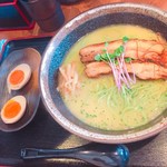 らーめん仙代 - 鶏白湯塩 780円 +煮卵