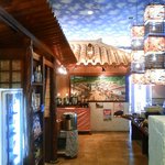 わだや - 店内は沖縄の雰囲気