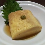日本酒Dining 根岸 川木屋 - (2017年4月　訪問)お通し。出汁巻玉子の煮物。