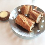 レゾナンス - 焼き立てのバゲット