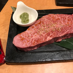 肉匠 迎賓館 - 極上厚切りミスジステーキ