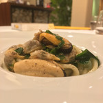 カーサ・デル・チーボ - バジリコを練り込んだシャラティエッリ 浅利とムール貝 アオサ海苔