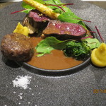 Lien - 仔鹿ロース肉のロースト＆ハンバーグ