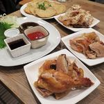 ビアカンチキン ニクバルコラボエニー - トッピングセット【JAPAN】は、
                                わさび・柚子胡椒・梅肉・岩塩・ポン酢 & 大葉・白髪葱と盛りだくさん！！