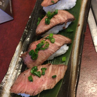 肉の田じま - ・ローストビーフのにぎり