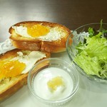 カフェ トロイエ - クリームチーズ＆マーマレイドのモーニング(^ー^)