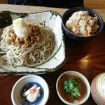 行仙 - なめこおろし蕎麦大(1150円)＆炊き込みご飯(250円）