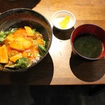 ハマチョウ - イカチリ丼５００円