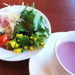 カフェ ド パリ - バイキングのサラダとスープ