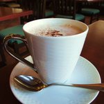 カフェ ド パリ - ＋100円でカプチーノ