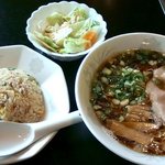 味平 - ラーメンセット