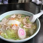 よし美 大洲店  - 五目ラーメン(800)yen