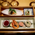 Shinwashoku Hitohashi - 前菜（初鰹のたたき、蓬の葛寄せ、ビーツのすり流し、蛤粥、天使の海老艶煮、鰆の梅焼、桜海老の出し巻き玉子）