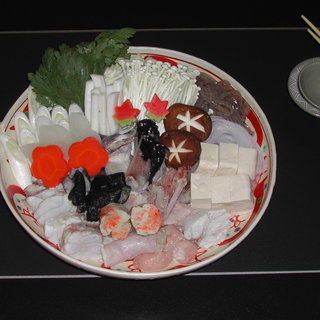 冬季限定「鮟鱇鍋」で、新鮮なあんこうの身と肝を味わい尽くす