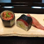 京洛肉料理 いっしん - 寿司3種