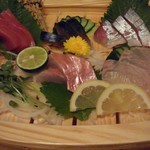 熟成魚と日本酒と藁焼き 中権丸 - 