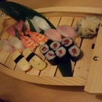 熟成魚と日本酒と藁焼き 中権丸 - 並舟 にぎり６カン／巻き４カン　９８０円