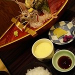 Isoryourimarutohonten - 刺身定食2160円です。