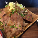 Izakaya Ippo - 肉アップ