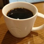 スターバックスコーヒー - マグカップの方が冷めるのが早い