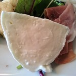 SAKURAGUMI - 前菜の盛合せ　北海道産 水牛モッツァレラとプロシュート